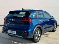 Usado Kia Niro 141 CV (103 kW) 2022 Azul SUV