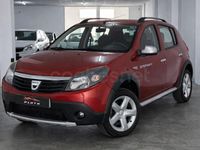 Usado Dacia Sandero Stepway 85 CV (62 kW) 2012 Rojo Berlina