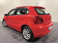 Usado VW Polo Advance 90 CV (66 kW) 2016 Rojo Utilitario
