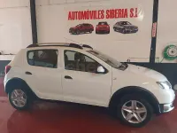 Usado Dacia Sandero Stepway 90 CV (66 kW) 2016 Blanco Berlina