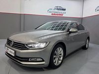 Usado VW Passat Advance 150 CV (110 kW) 2017 Gris / plata Berlina