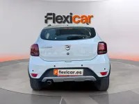 Usado Dacia Sandero Comfort 100 CV (73 kW) 2020 Blanco Berlina