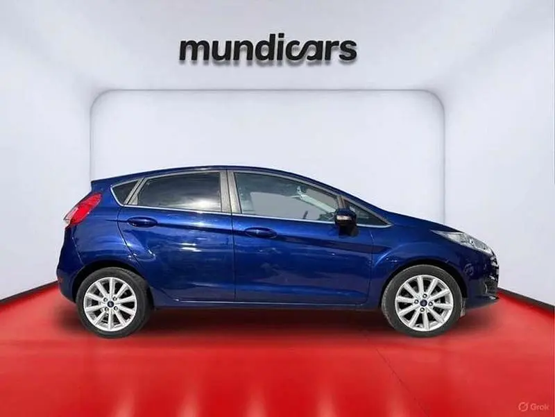 Usado Ford Fiesta Titanium 101 HP (74 kW) 2016 Azul Citadino
