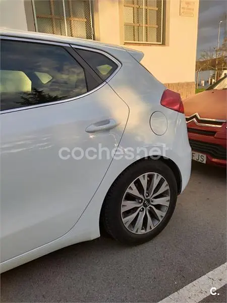 Occasion Kia Ceed 100 PK (73 kW) 2017 Wit Hatchback
