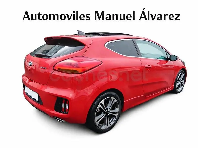 Käytetty Kia ProCeed 120 HP (88 kW) 2017 Punainen Viistoperä