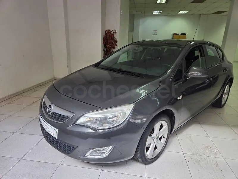Brugt Opel Astra Selective 116 HK (85 kW) 2012 Grå Sedan