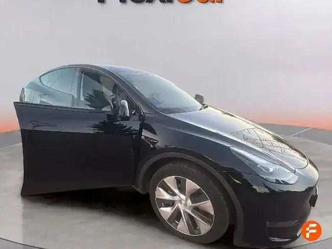 Używany Tesla Model 3 378 kW (514 KM) 2023 Czarny Sedan/Limuzyna