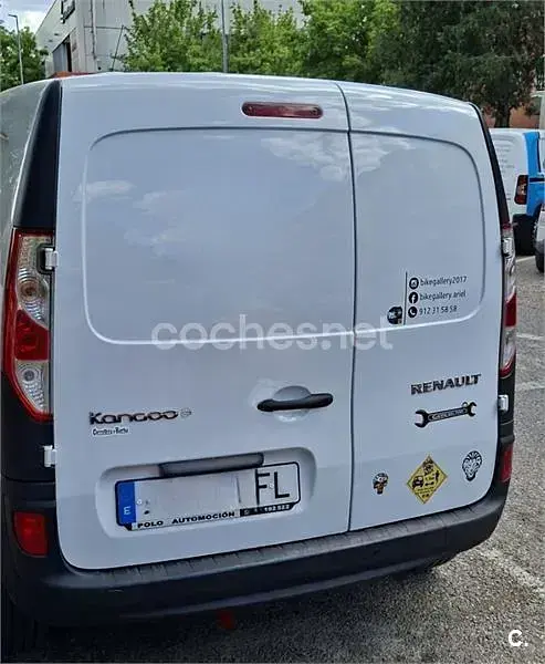 Begagnad Renault Kangoo 75 HK (55 kW) 2016 Vit Minibuss
