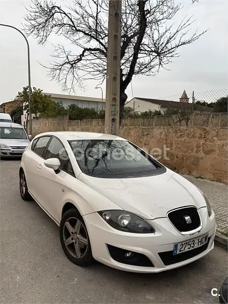 Używany Seat Leon 90 KM (66 kW) 2011 Biały Hatchback