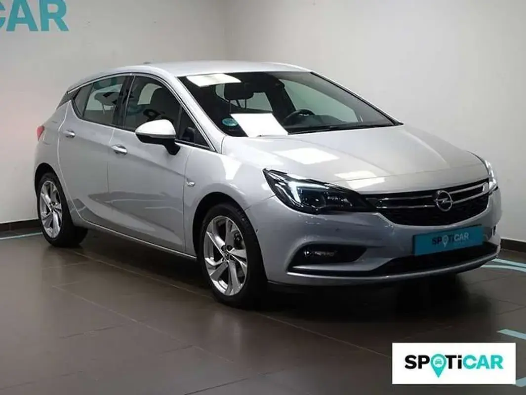 Brugt Opel Astra Dynamic 125 HK (91 kW) 2017 Grå Sedan