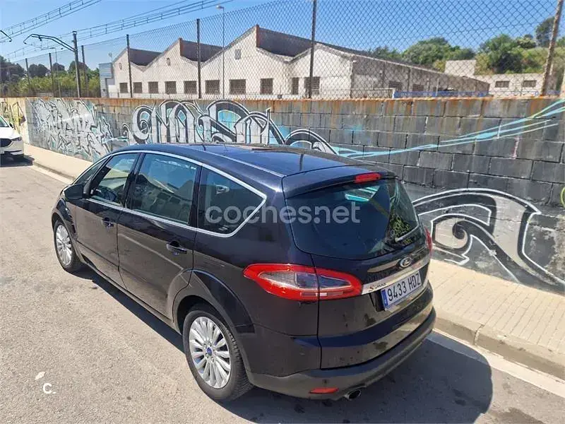 Używany Ford S-MAX Titanium 203 KM (149 kW) 2011 Czarny Minivan