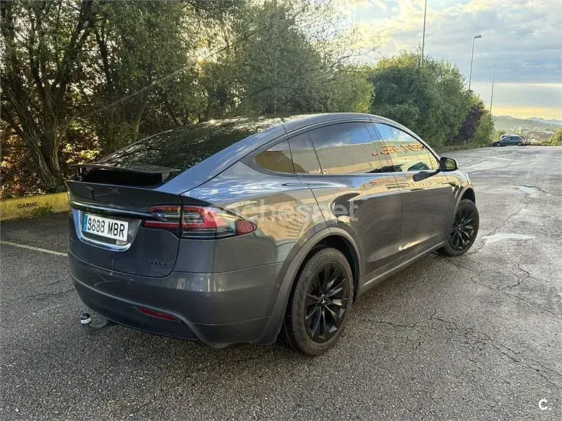 Używany Tesla Model X 311 kW (423 KM) 2018 Eléctrico SUV