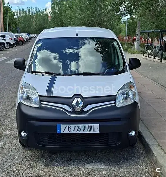 Begagnad Renault Kangoo 75 HK (55 kW) 2016 Vit Minibuss