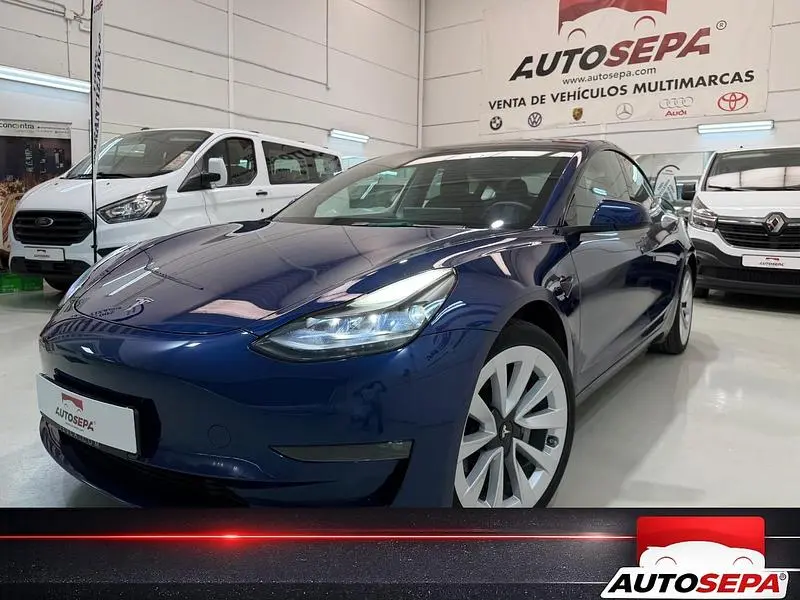 Używany Tesla Model 3 365 kW (497 KM) 2021 Niebieski Sedan/Limuzyna