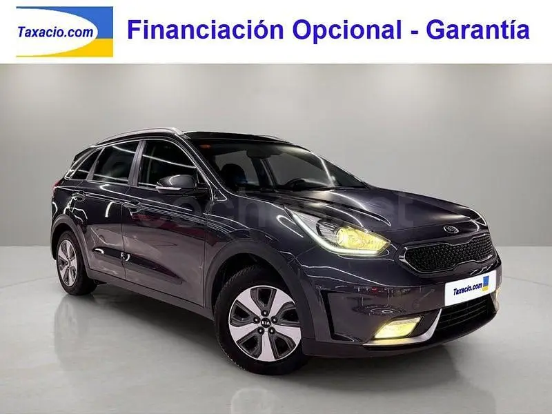 Używany Kia Niro 141 KM (103 kW) 2017 Szary SUV