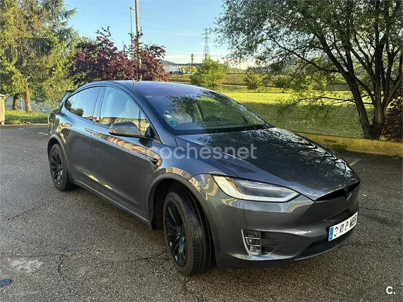 Używany Tesla Model X 311 kW (423 KM) 2018 Eléctrico SUV