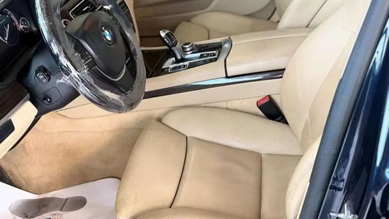 Używany BMW 730 231 KM (169 kW) 2009 Niebieski Sedan/Limuzyna