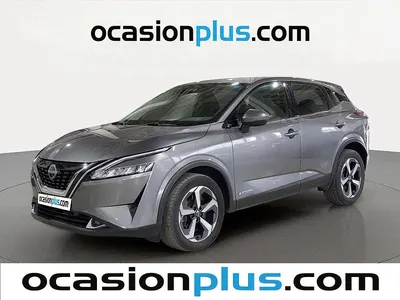 Begagnad Nissan Qashqai N-Connecta 190 HK (139 kW) 2024 Grå SUV