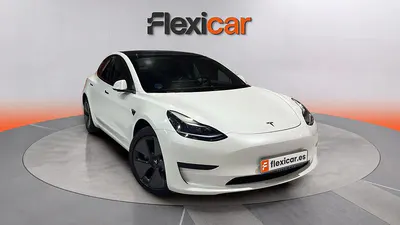 Używany Tesla Model 3 RWD 367 kW (499 KM) 2023 Biały Sedan/Limuzyna