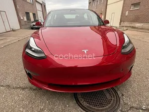 Używany Tesla Model 3