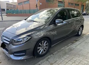 Begagnad Mercedes B180