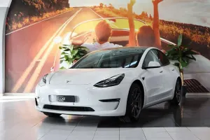 Używany Tesla Model 3