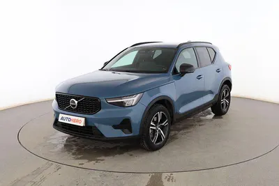 Używany Volvo XC40 Plus 163 KM (119 kW) 2023 Niebieski SUV