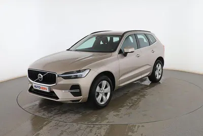Używany Volvo XC60 Core 197 KM (144 kW) 2023 Beżowy SUV