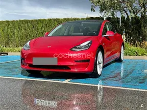 Używany Tesla Model 3