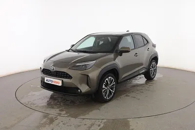 Używany Toyota Yaris Cross Style 120 KM (88 kW) 2022 Zielony SUV