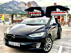 Używany Tesla Model X