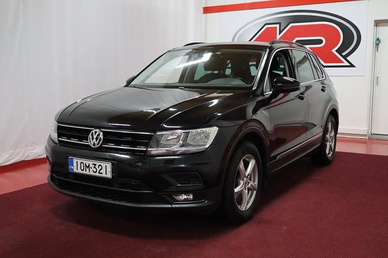 Käytetty VW Tiguan Comfortline 150 HP (110 kW) 2018 Katumaasturi