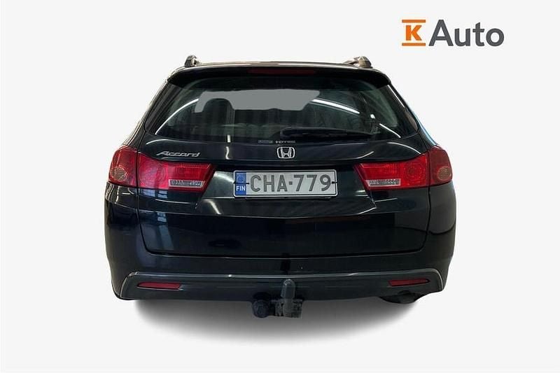 Käytetty Honda Accord Elegance 150 HP (110 kW) 2008 Farmari