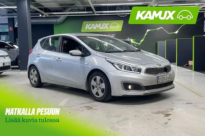 Käytetty Kia Ceed LX 99 HP (72 kW) 2018 Hopea / harmaa Viistoperä