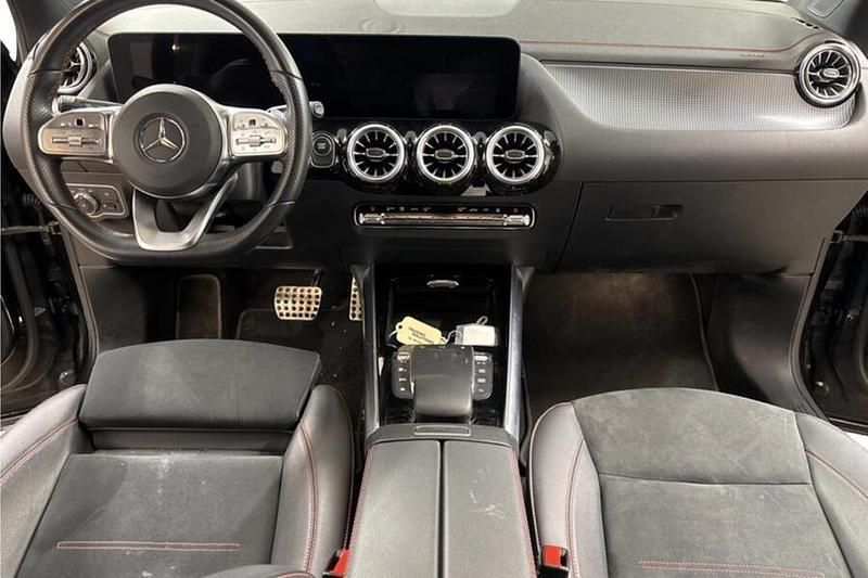 Käytetty Mercedes EQA250+ AMG line 139 kW (190 HP) 2023 Katumaasturi