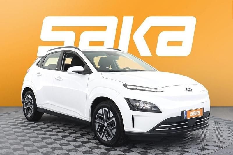 Käytetty Hyundai Kona Comfort 100 kW (136 HP) 2021 Katumaasturi