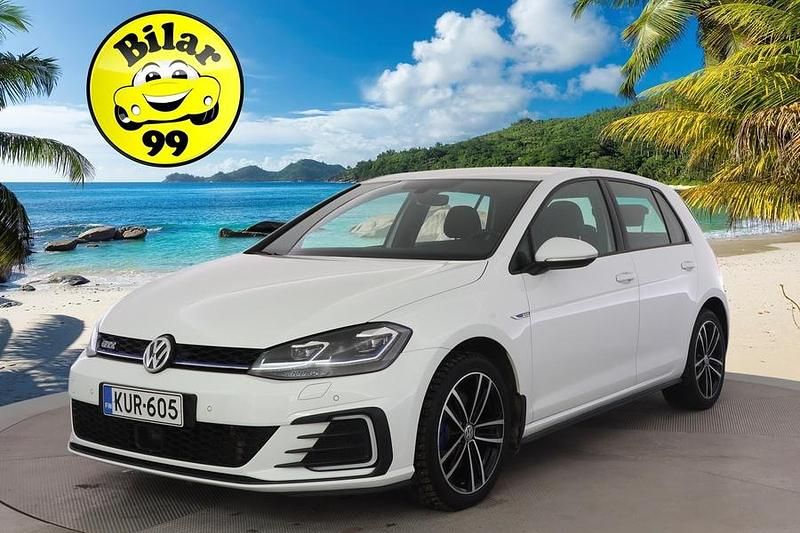 Käytetty VW Golf VII GTE 204 HP (150 kW) 2020 Viistoperä