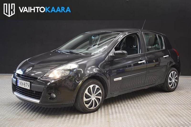 Käytetty 2013 Renault Clio IV Expression Viistoperä | 4 900 € - Kuva 1/2
