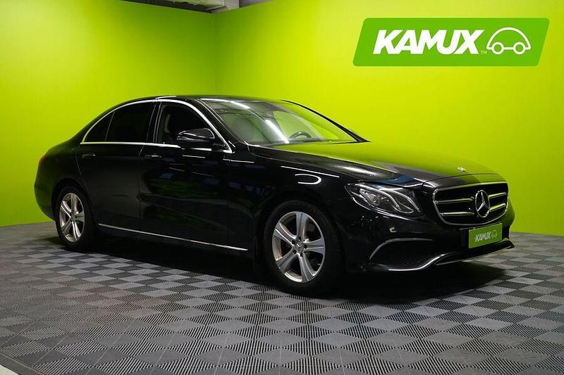 Musta Käytetty 2019 Mercedes E200 Premium Sedan | 15 990 € (Hyvä tarjous) - Kuva 1/3