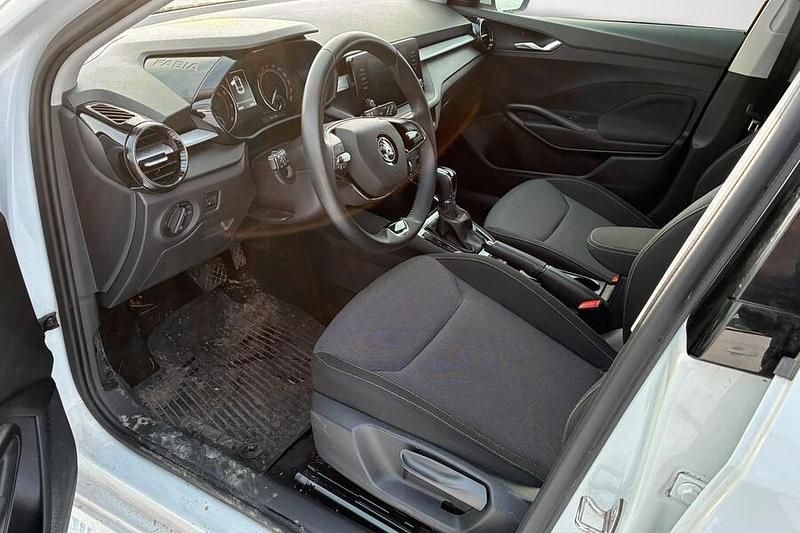 Käytetty Skoda Fabia Ambition 110 HP (80 kW) 2023 Valkoinen Viistoperä