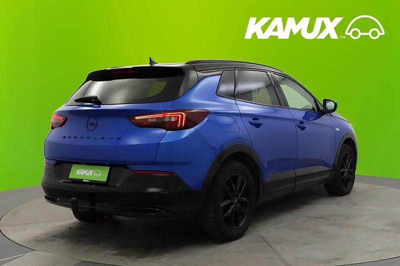 Käytetty Opel Grandland X GS Line 131 HP (96 kW) 2022 Vertigo blue met Katumaasturi