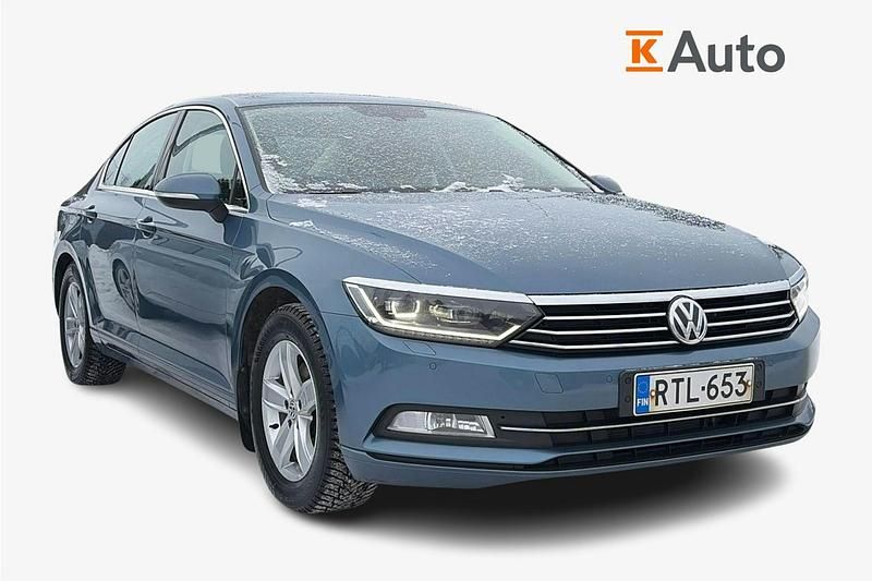 Käytetty VW Passat Comfortline 123 HP (90 kW) 2018 Sininen Sedan