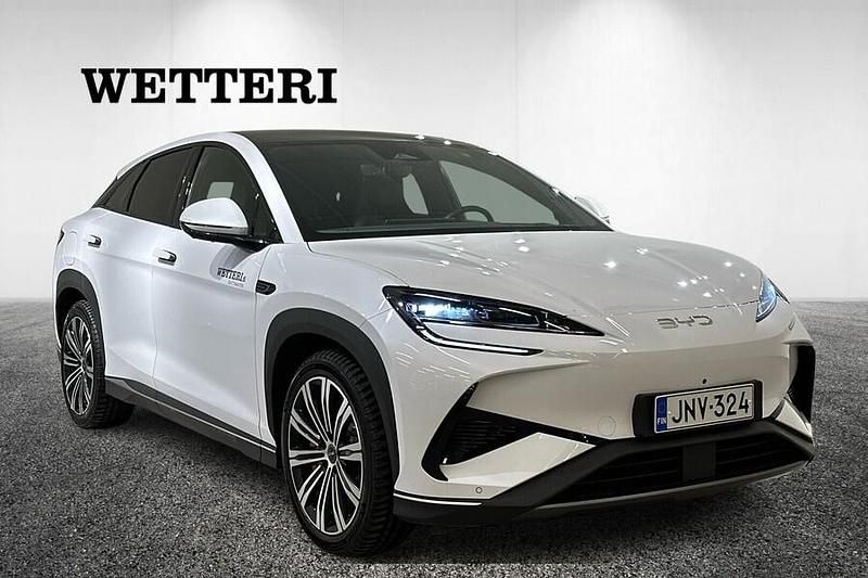 Käytetty BYD Sealion 7 389 kW (530 HP) 2024 Valkoinen Katumaasturi