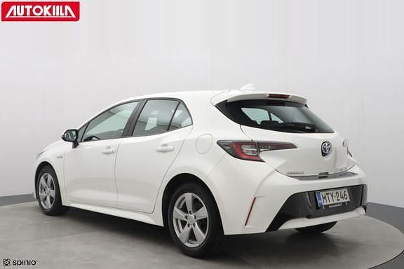 Käytetty Toyota Corolla Active 121 HP (88 kW) 2020 Valkoinen Viistoperä