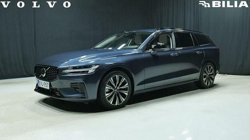 Käytetty Volvo V60 350 HP (257 kW) 2025 Sininen Farmari