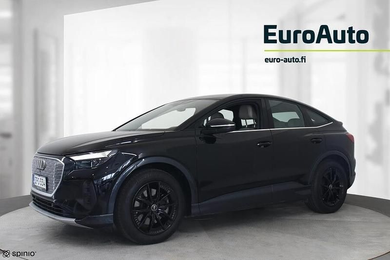 Käytetty Audi Q4 Sportback e-tron 219 kW (299 HP) 2022 Musta Katumaasturi
