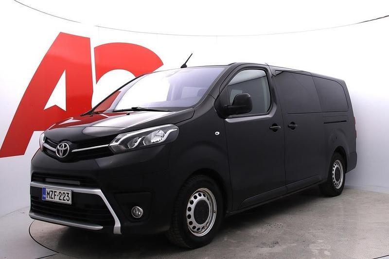 Käytetty Toyota Proace Verso 144 HP (105 kW) 2021 Musta Farmari