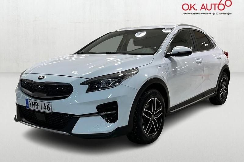 Käytetty Kia XCeed Premium 140 HP (102 kW) 2021 Valkoinen Katumaasturi