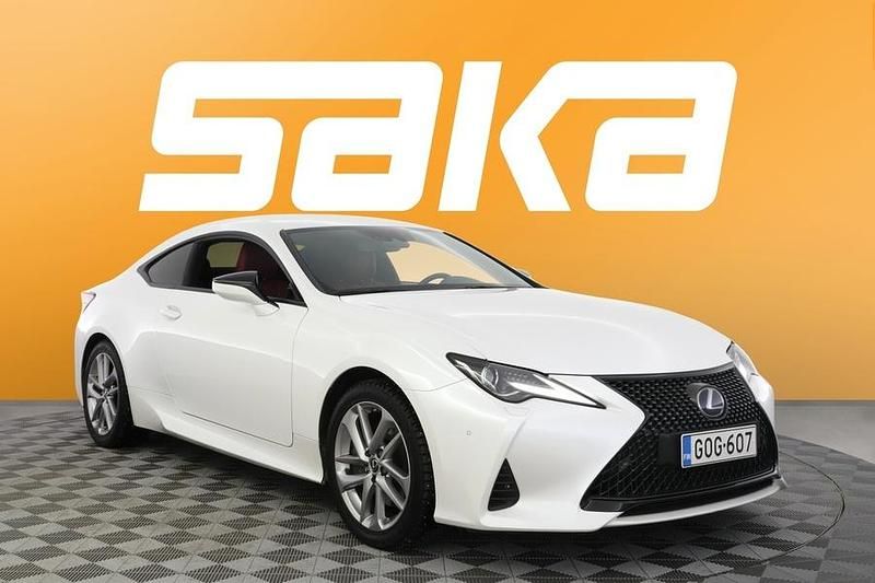Käytetty Lexus RC300h Executive Line 181 HP (133 kW) 2020 Coupe - kaksiovinen