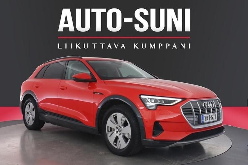 Käytetty 2020 Audi e-tron Katumaasturi | 23 590 € (Perustarjous) - Kuva 1/4